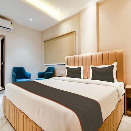 Collection O Hotel Mint Indore Bagian luar foto